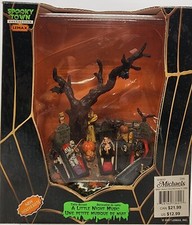 Lemax Spooky Town - A LITTLE NIGHT MUSIC - Halloween Village 73601 Retired Box