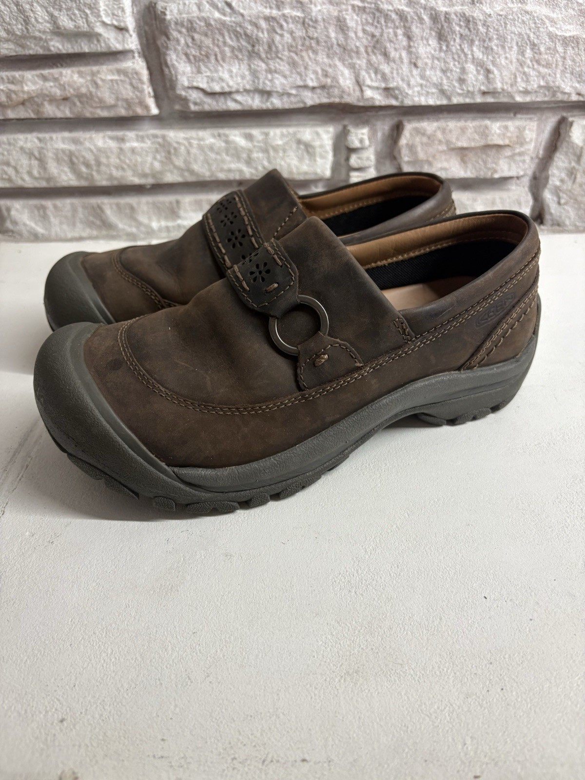 Mocassini Keen Kaci II zoccoli slip on marrone terra scuro donna taglia 6