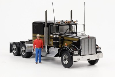 1:18 Kenworth W900 Movie Truck 1976 like Smokey Bandit mit Figur Road Kings