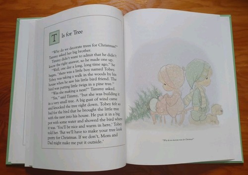 PRECIOUS MOMENTS OF CHRISTMAS: 9 Stories Celebrate the Season - Golden Book 1990 - Picture 5 of 6