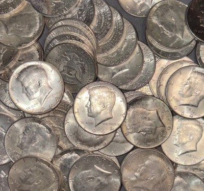 Five (5) Kennedy Half Dollars 1964 , 90% Silver Coin Lot, Circulated,!