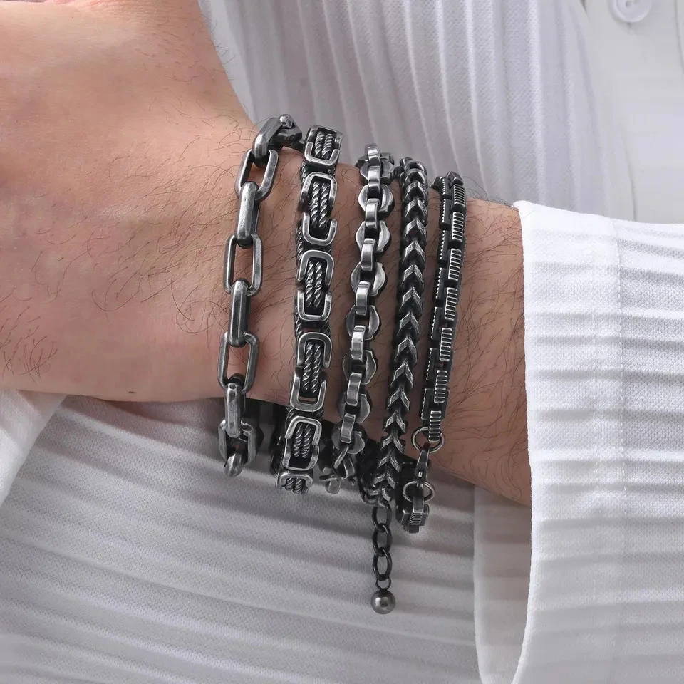 Pulsera Bizantina de Eslabones de Acero Inoxidable Vintage Oxidada Hombres Joyería Foto 2 de 4