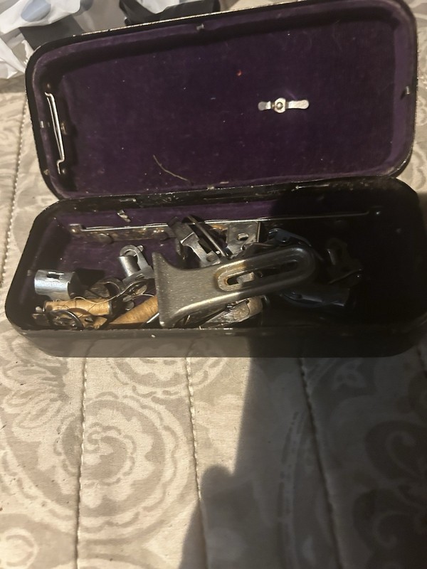 Pfaff Metal Case with accessories, sewing presser feet & other parts, See pics