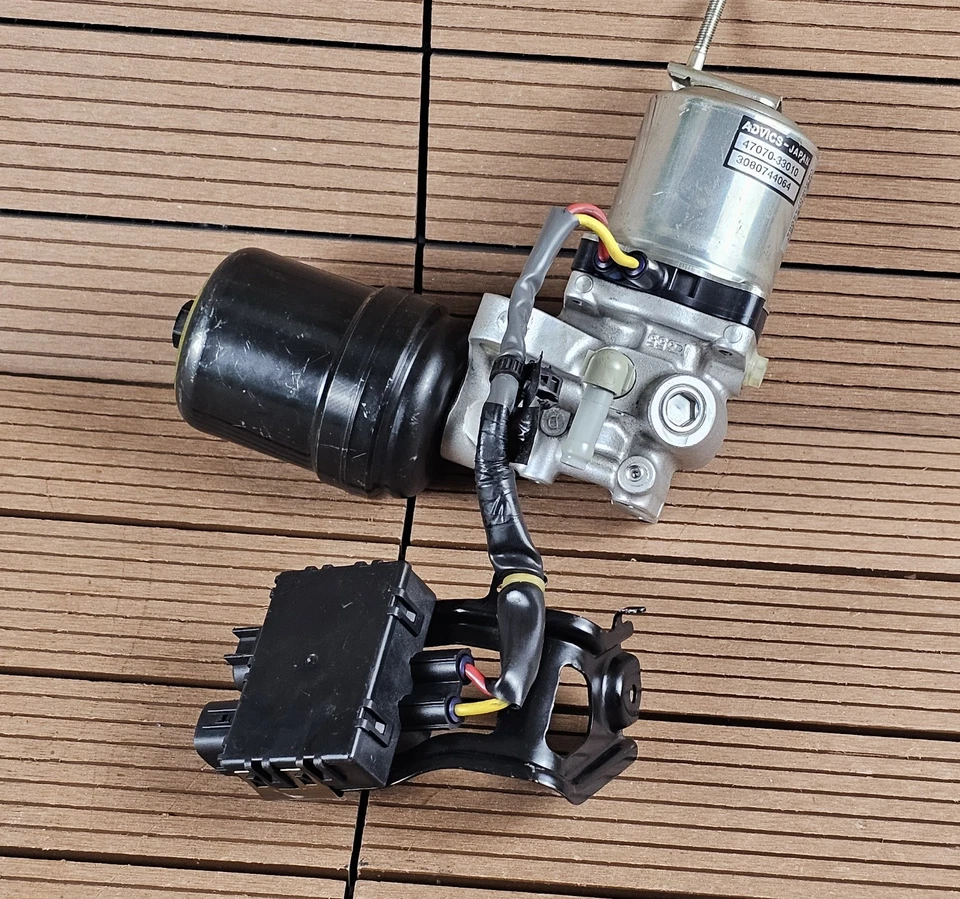 Toyota Camry Avalon, Lexus ES350 Brake booster actuator Motor Oem 47070-33010 - Image 3 of 4