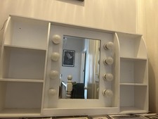 Mirror With Lights 