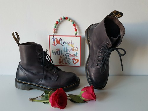 Dr Martens 1460 pascal graphit chrome 8 eye boots UK 6 EU 39 US 8 | eBay