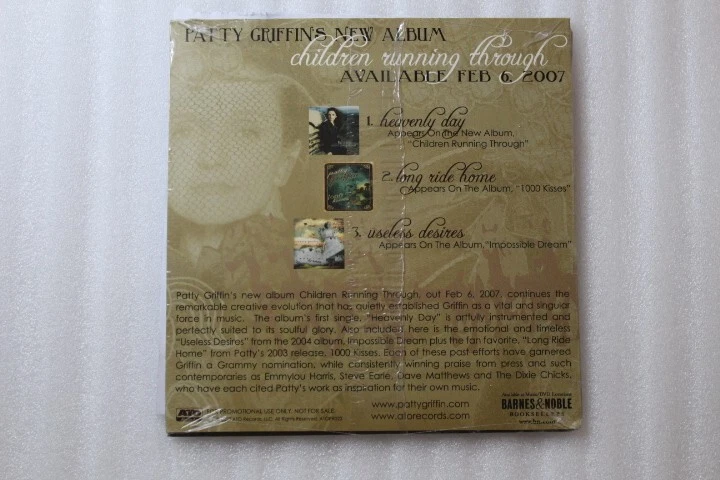 Patty Griffin Looking Back Moving Forward CD Folk Foto 2 de 2