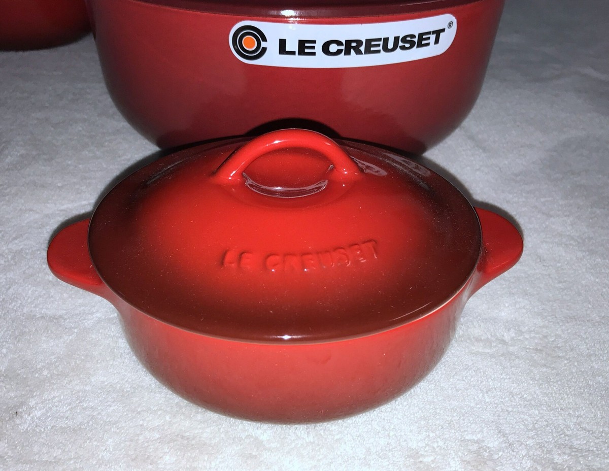 Brand New Le Creuset Cast Iron 4-qt Legumiers with 4 Mini