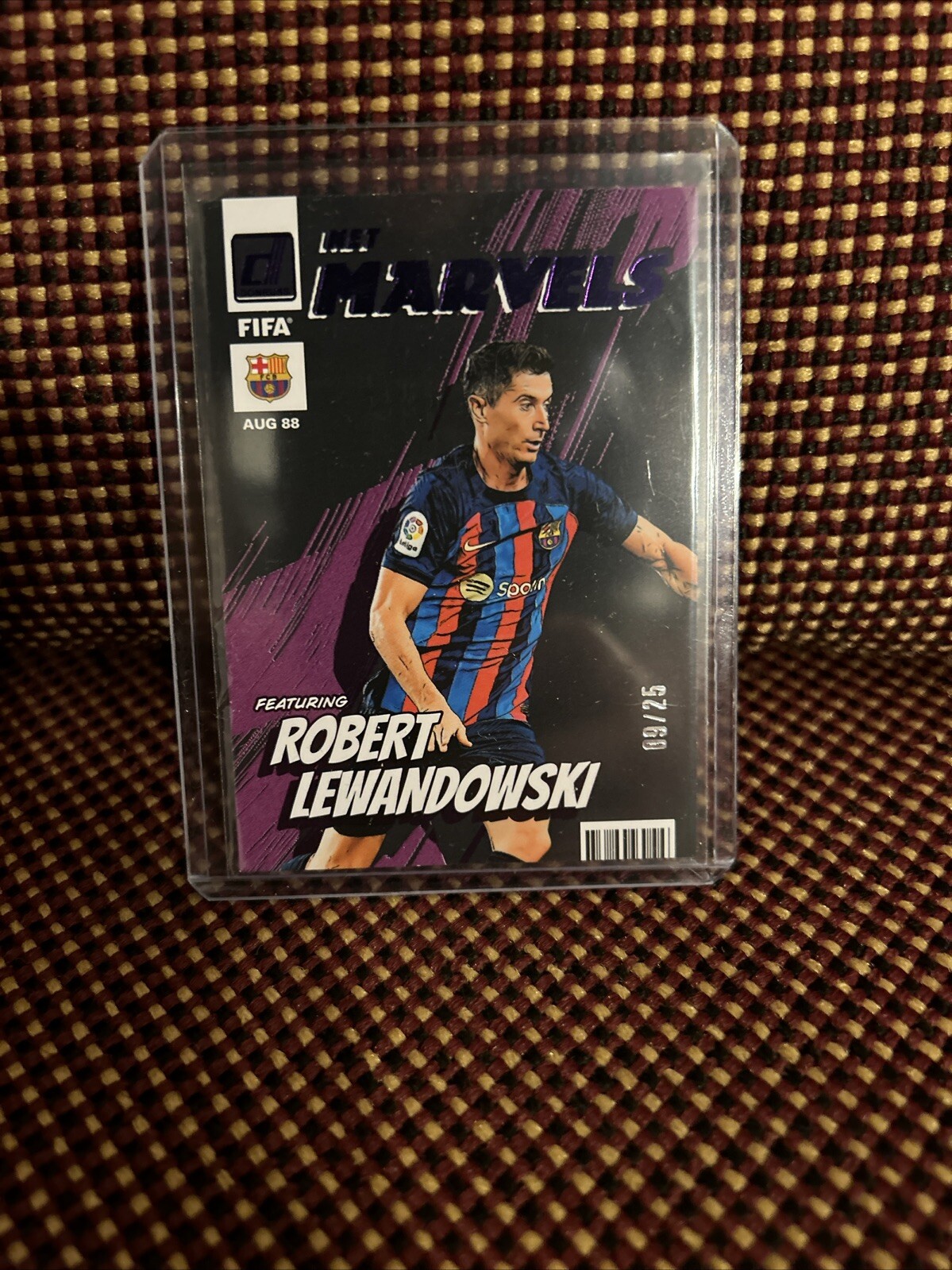 Robert Lewandowski SSP 2022-23 Donruss Soccer Net Marvels Pink 24/25 #19 FCB