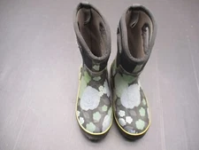 Bogs Size 6 Womens Black Waterproof Jardin Slip On Rubber Rain Boots 2C