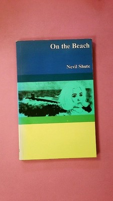 263549 Nevil Shute ON THE BEACH STRUCTURAL READERS