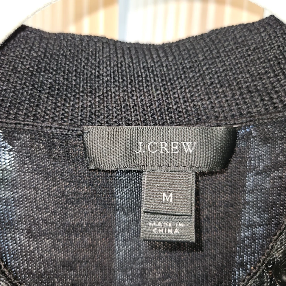 J. Cardigã Crew 100% lã merino preto gola média lantejoulas - Imagem 4 de 4