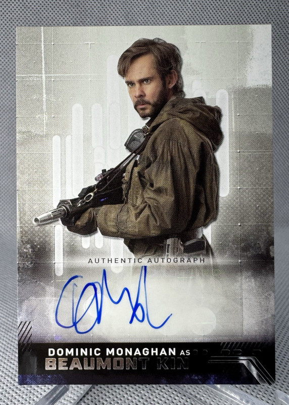 2019 Topps Star Wars the Rise of Skywalker Dominic Monaghan as Beaumont Kin Auto