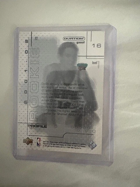 2001-02 Upper Deck Ovation - Rookie Pau Gasol #92 Profile /625 (RC) - Image 2 of 2