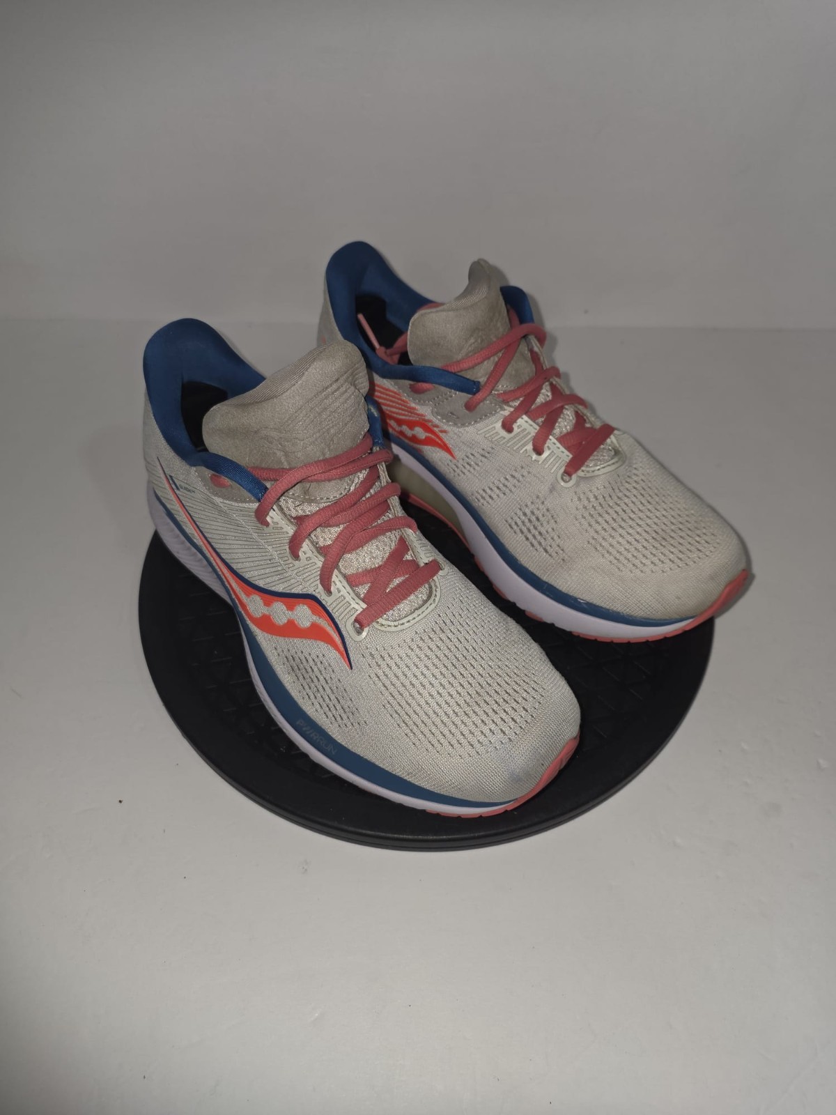 Talla 8.5 - Saucony Guide 15 Blanco - S10654-90