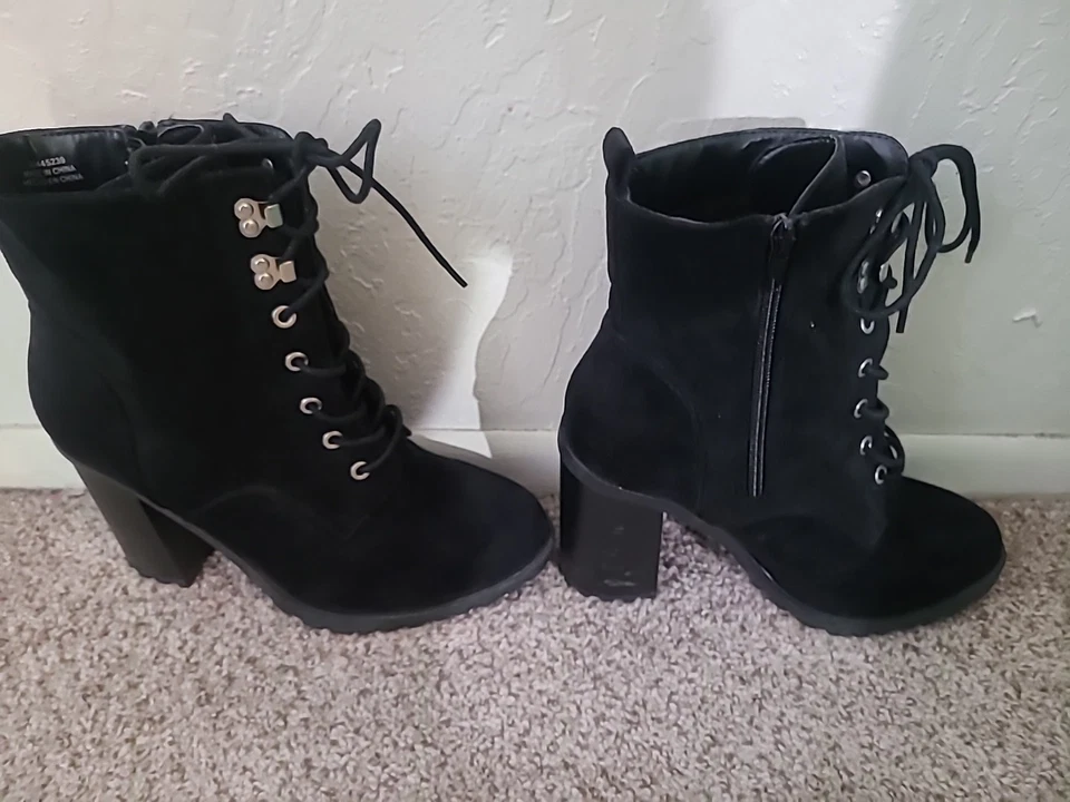 Botas con cordones de gamuza Forever 21 Foto 2 de 4