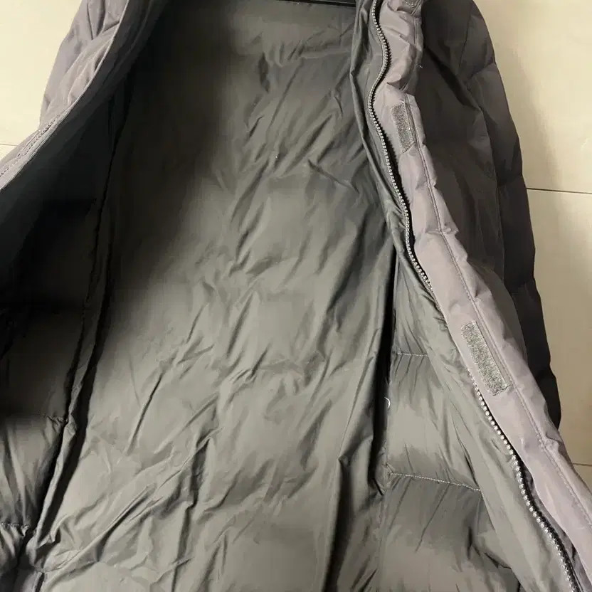 North Face Women's Long Puffer Jacket, Size 160, Good Condition thumbnail 5