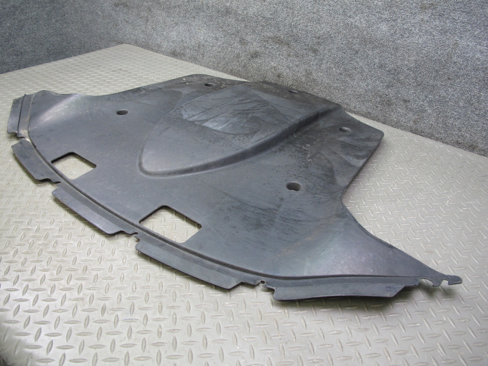 07-10 BENTLEY CONTINENTAL GTC REAR UNDERBODY SPLASH SHIELD COVER 3W7825507A