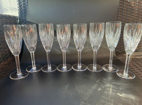 Magnifique lot de 8 lunettes de champagne cannelées CRISTAL WATERFORD, COMME NEUF - Photo 1 sur 10