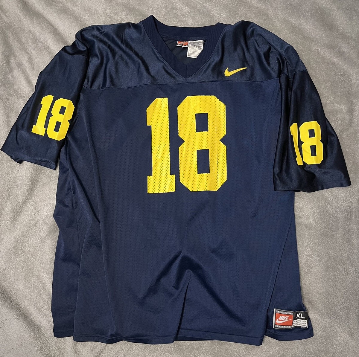 Vintage Michigan Wolverines Nike Football Jersey NCAA #18 Amani