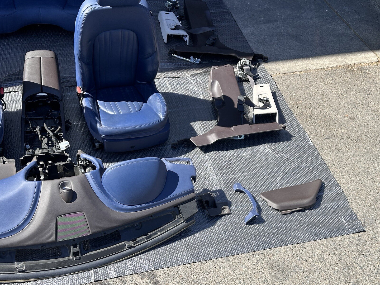 14-20 Maserati Ghibli Interior Set Blue With Brown OEM￼