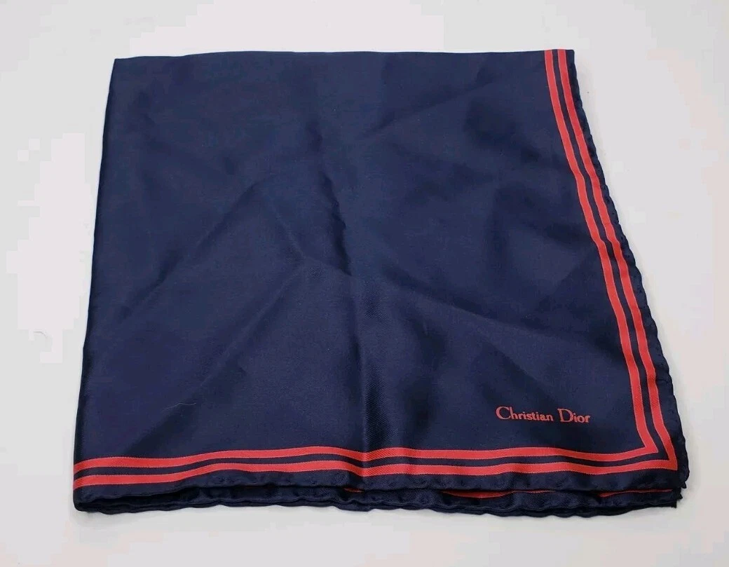 Foulard vintage CHRISTIAN DIOR 100% soie 18
