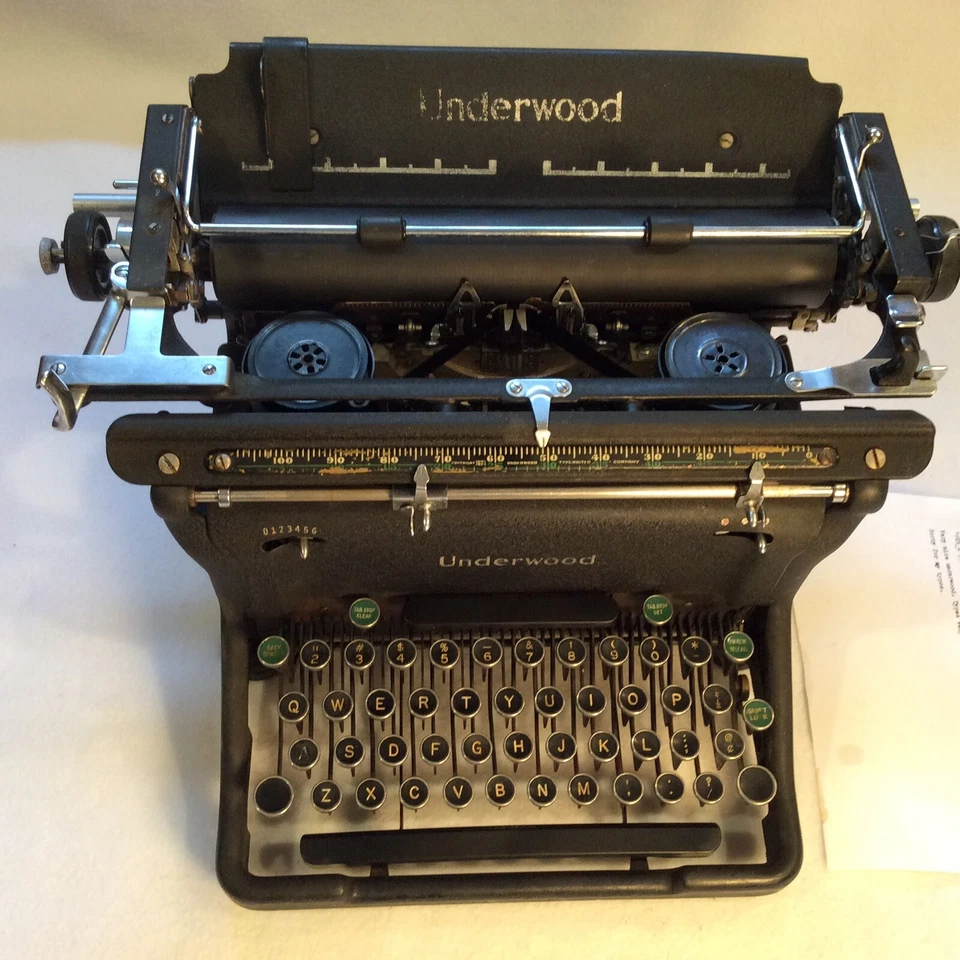Винтажная 1941 Underwood #11 пишущая машинка в очень хорошем состоянии серийный #S5480885-11 - Изображение 3 из 4