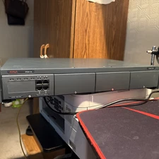 Avaya IP Office 500 V2 REL 9.1  IP phones 17  Sip Trunks 4  VM PRO  Network CH 4