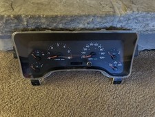 2005-2006 Jeep Wrangler TJ  OEM Speedometer Gauge Instrument Cluster P56010678AE