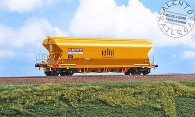 NME 511624 H0 1:87 - Güterwagen Getreidetrichter Typ Tagnpps Vintage ''NACCO''