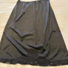 Vtg Val Mode Lace Trim Black Half Slip Size Large