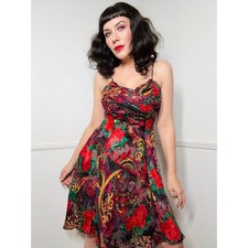 Small 1990s Vintage Floral Paisley Slip by Private Luxuries