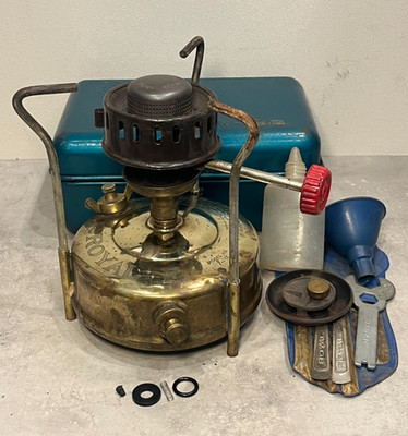 Vintage ROYAL 7-1 Kerosene Stove Flame Regulating