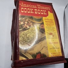 Vintage American Woman's Cook Book 1941 Culinary Arts Institute Book Cover