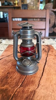 Feuerhand Atom 75