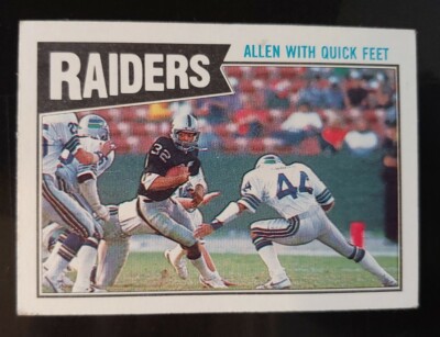  1987 Topps Marcus Allen with quick feet Raiders 213 Team NFL football Card 