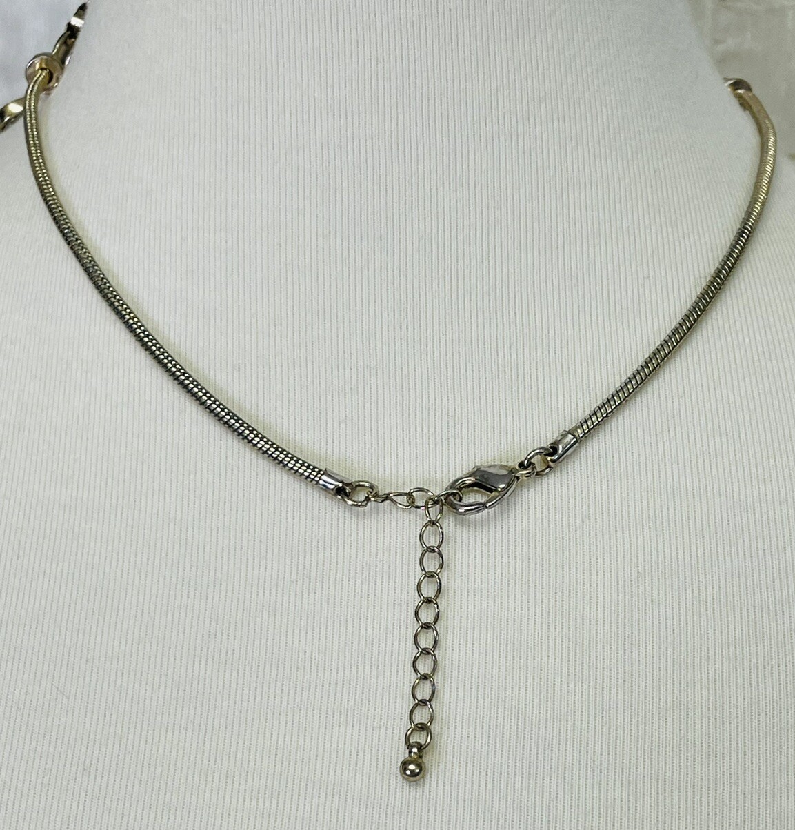 Gorgeous Dangling Style Bib Statement Necklace Fa… - image 4