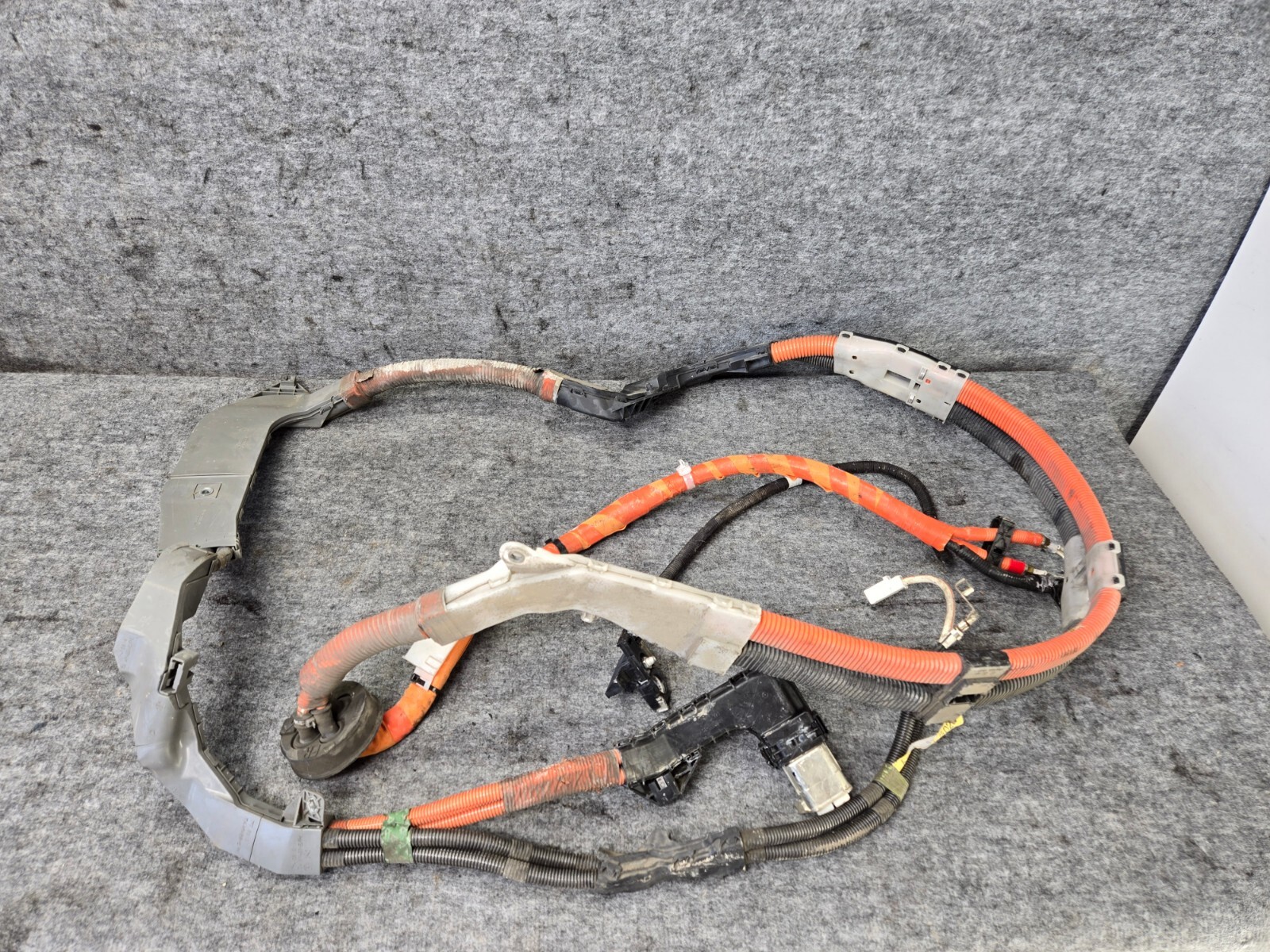 POSITIVE BATTERY CABLE CONNECTOR WIRE HARNESS ASSEMBLY LEXUS 10-12 HS250h OEM