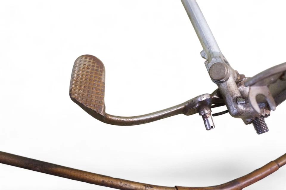 1967 Honda CB77 Superhawk Super Hawk 305 CB 77 *2851 Brake Pedal  - Image 3 of 4