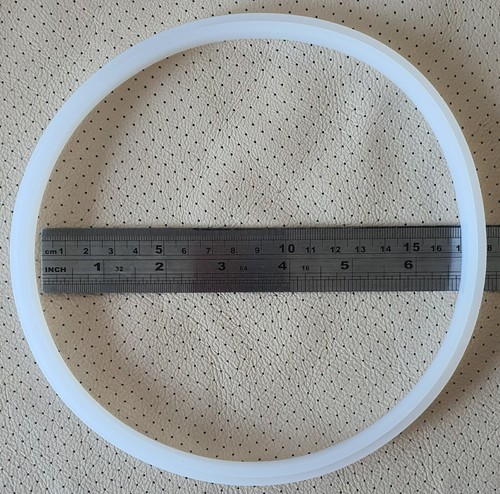 FOUR NEW SILICONE SEALS FOR 15L SAUSAGE FILLER - Picture 4 of 6