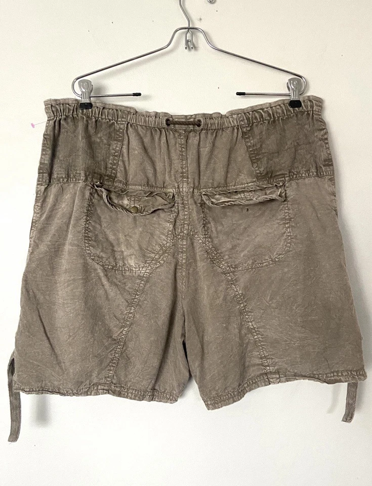 Free People Moon Bay Parachute Shorts Army Green, Size L/G - Image 4 of 4