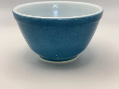 Vintage Pyrex Primary Blue #401 Nesting Mixing Bowl 1 1/2 pints U.S.A. Trademark