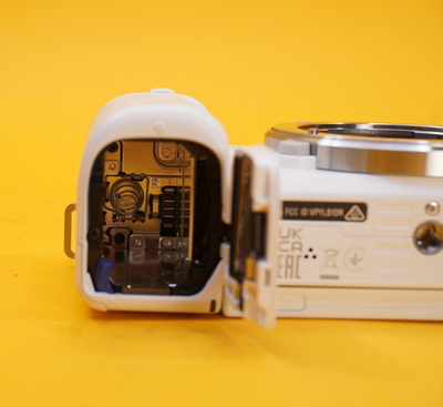 Sony ZV-E10 Body Only-White (Shutter Count: 12 actuations) | eBay