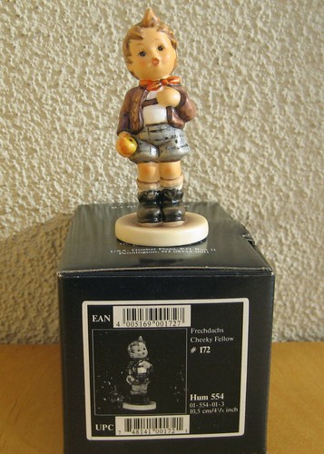 Hummel Figurine "CHEEKY FELLOW" HUM #554 TM7 Goebel Germany BOY WITH APPLE NIB - Picture 7 of 7