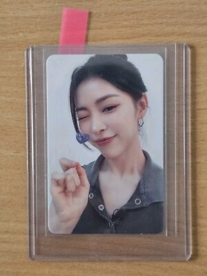 ITZY RYUJIN OFFICIAL GOLD MAKESTAR POB PHOTOCARD + FREEBIE *BRAND NEW* BUY NOW
