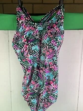 Dolfin AquaShape Swimsuit Wild Hour Sz 6 Soft Cups