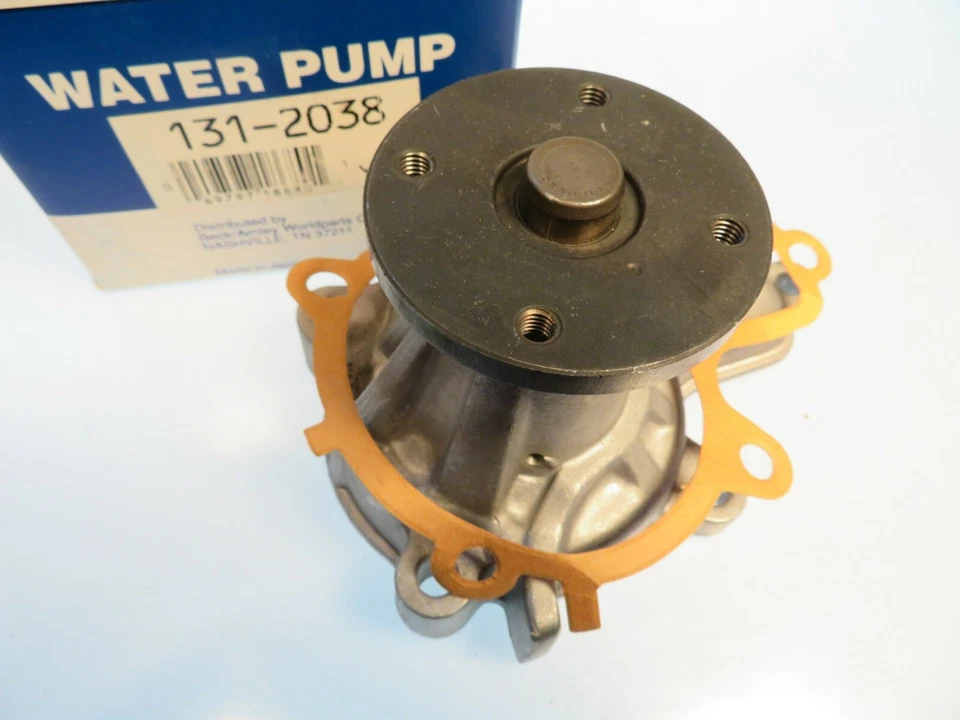 Bomba de agua compatible con Nissan Pulsar NX 1,8 L y Stanza 2,0 L marca Beck Arnley 131-2038 Foto 4 de 4