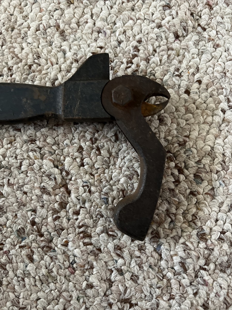 Vintage SMITH & HEMENWAY Red Devil Giant No. 101 Nail Puller 