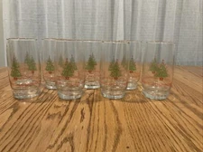 VINTAGE 1982 PROMARK CHRISTMAS TREE RED RIBBON STRIPE SET OF 8 DRINKING GLASSES