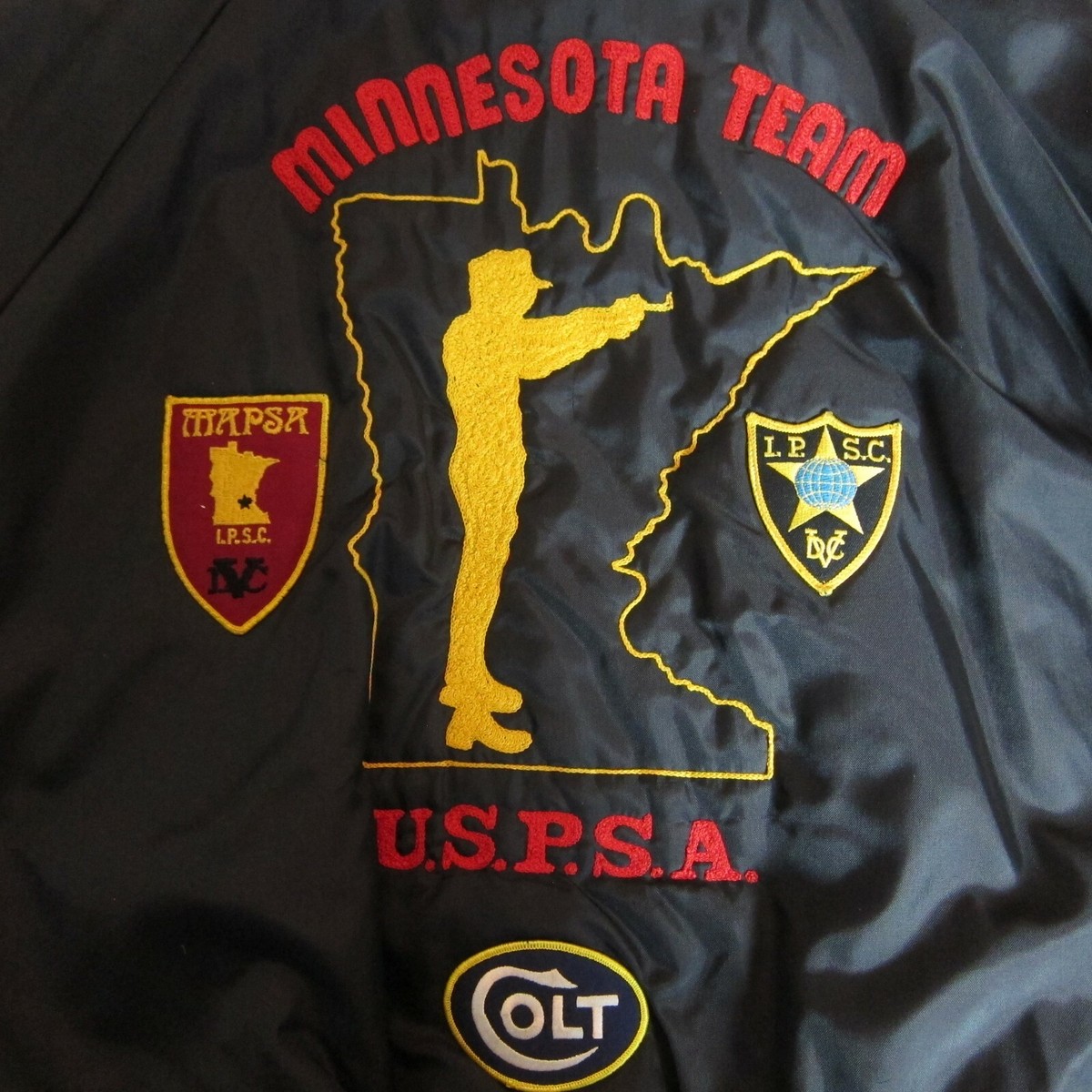 70s/80s Vintage L Black Nylon Wolf Chain Stitched NRA Hunting MN